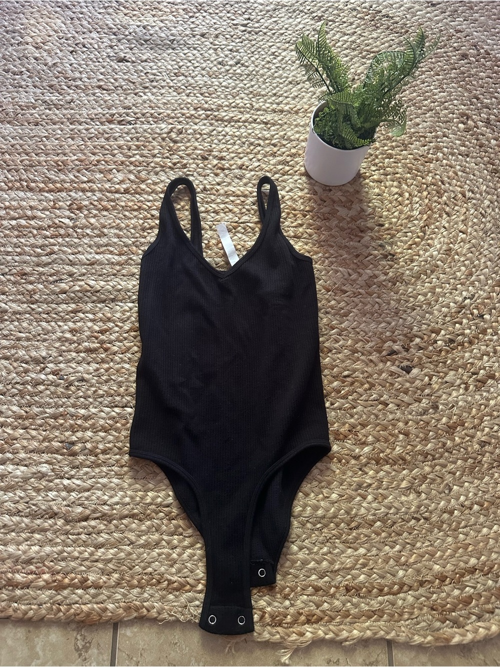 BLACK TANK BODYSUIT
